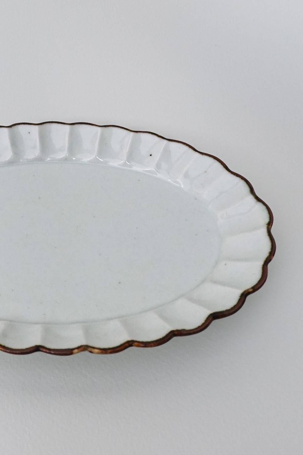 Scallop Frills Plate